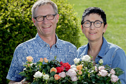 Roses Forever - Rose breeder family - Rosa and Harley Eskelund, Denmark
